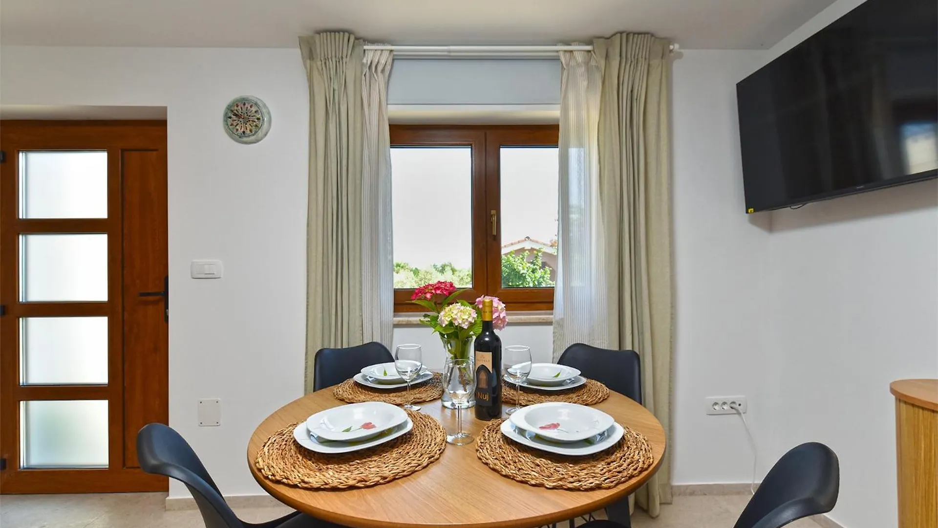 Apartment Gradina 2388 沃德年